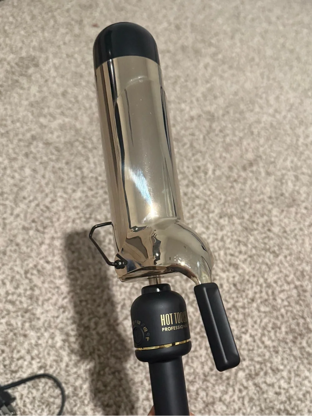 24K Gold Extended Barrel Curling Iron - Gold and Black
